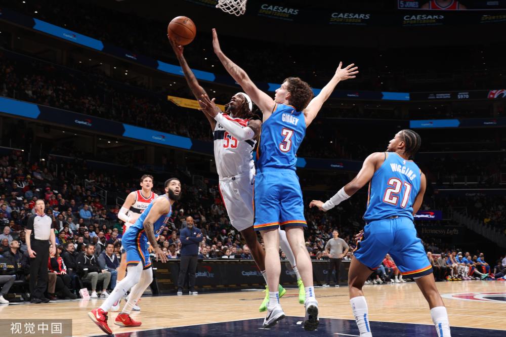 他面对媒体 他面对媒体