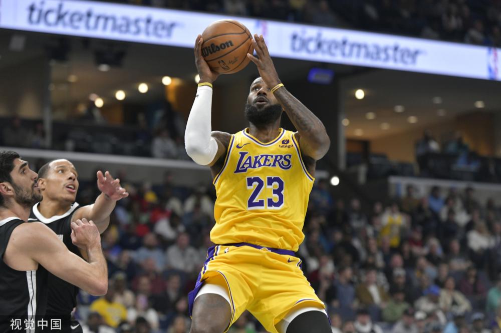 接受采访 接受采访