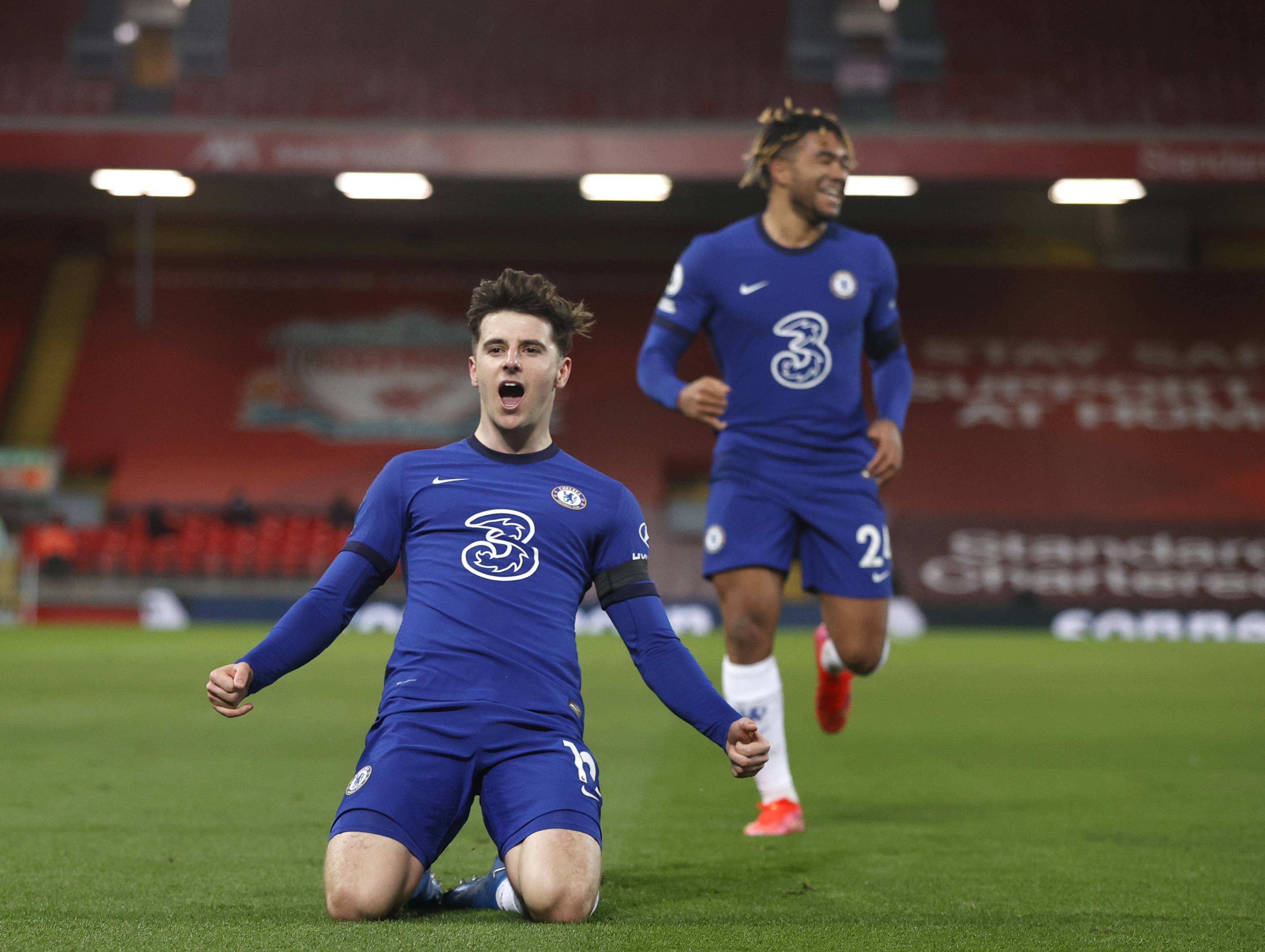 我们必须以 我们必须以